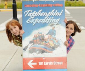 Read more about the article Tatshenshini Expediting Sign (2011)